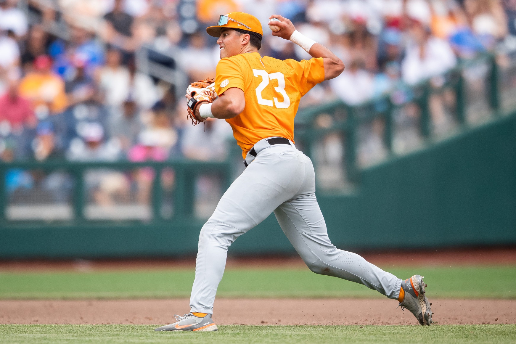 Tennessee vs. Texas Longhorns baseball betting odds, run line at CWS🥪