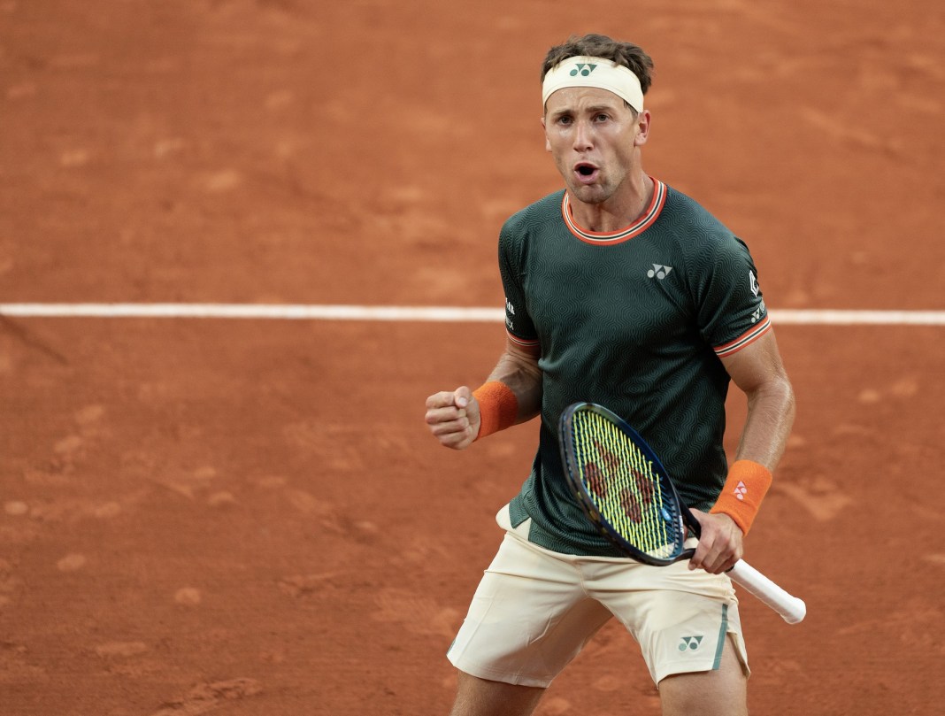 Casper Ruud celebrates after defeating Alejandro Davidovich Fokina at the French Open.