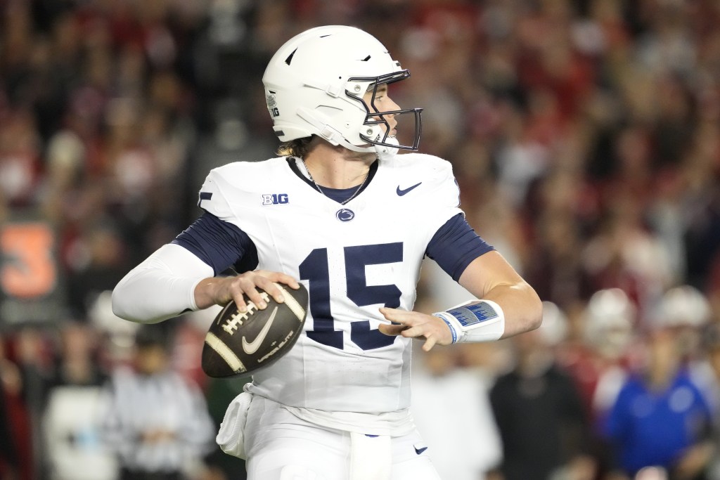 college-football-week-10-predictions-from-the-t-shoe-index-the-score