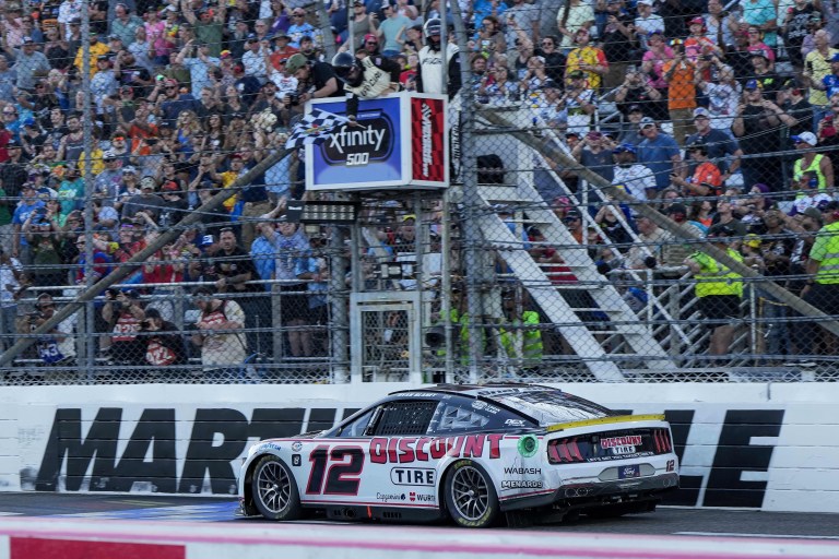 Xfinity 500 NASCAR Betting Odds and Predictions Xfinity 500 NASCAR Betting Odds and Predictions