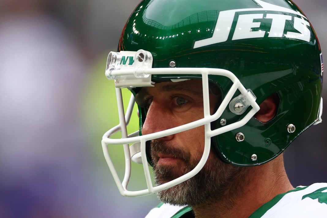 New York Jets Quarterback Aaron Rodgers (8) during a practice session before the match against Minnesota Vikings at Tottenham Hotspur Stadium