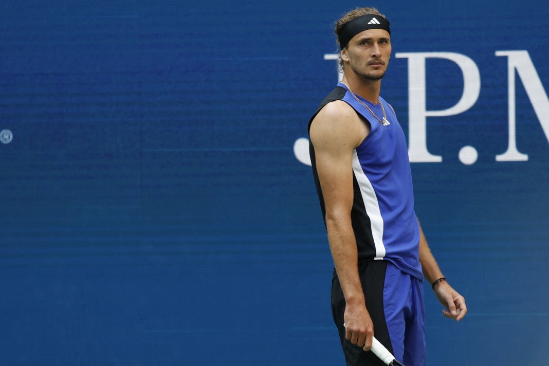 Alexander Zverev reacts to a point in a match against Taylor Fritz at the 2024 US Open.