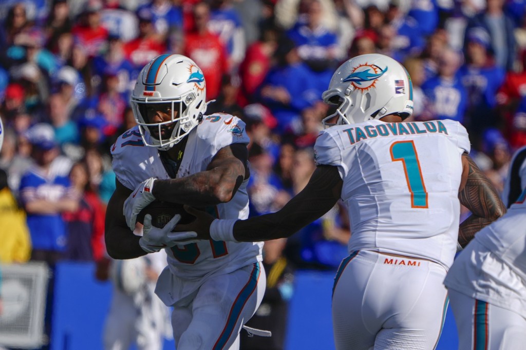 Dolphins vs. Rams Predictions Week 10 Monday Night Football odds