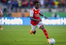 EPL Best Bets and Predictions February 21-23 Arsenal midfielder Bukayo Saka (7) runs with the ball against Chelsea during the first half at Camping World Stadium