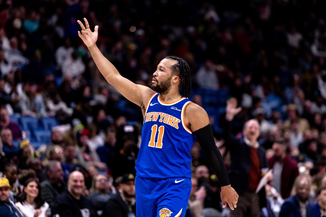 Knicks star Jalen Brunson celebrates a made 3 against the Pelicans during the 2024-25 NBA season.