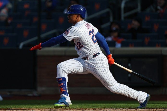 New York Mets right fielder Juan Soto (22) singles during the third inning of the game against the Miami Marlins at Citi Field in New York City, New York, on April 8, 2025.