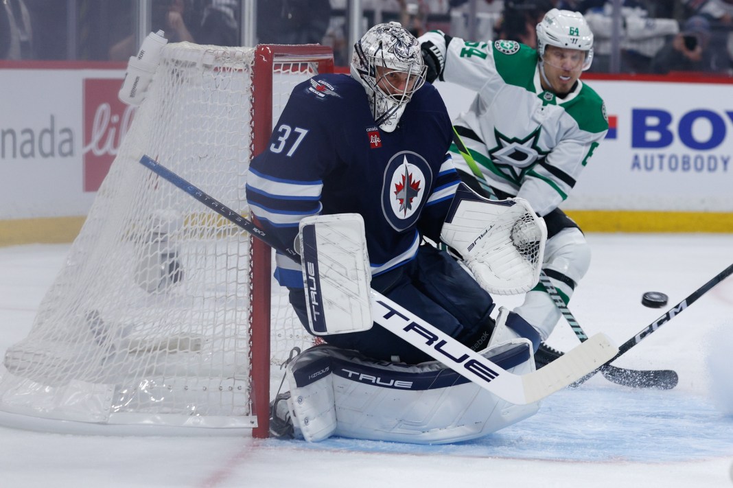 Connor Hellebuyck, Winnipeg Jets, NHL