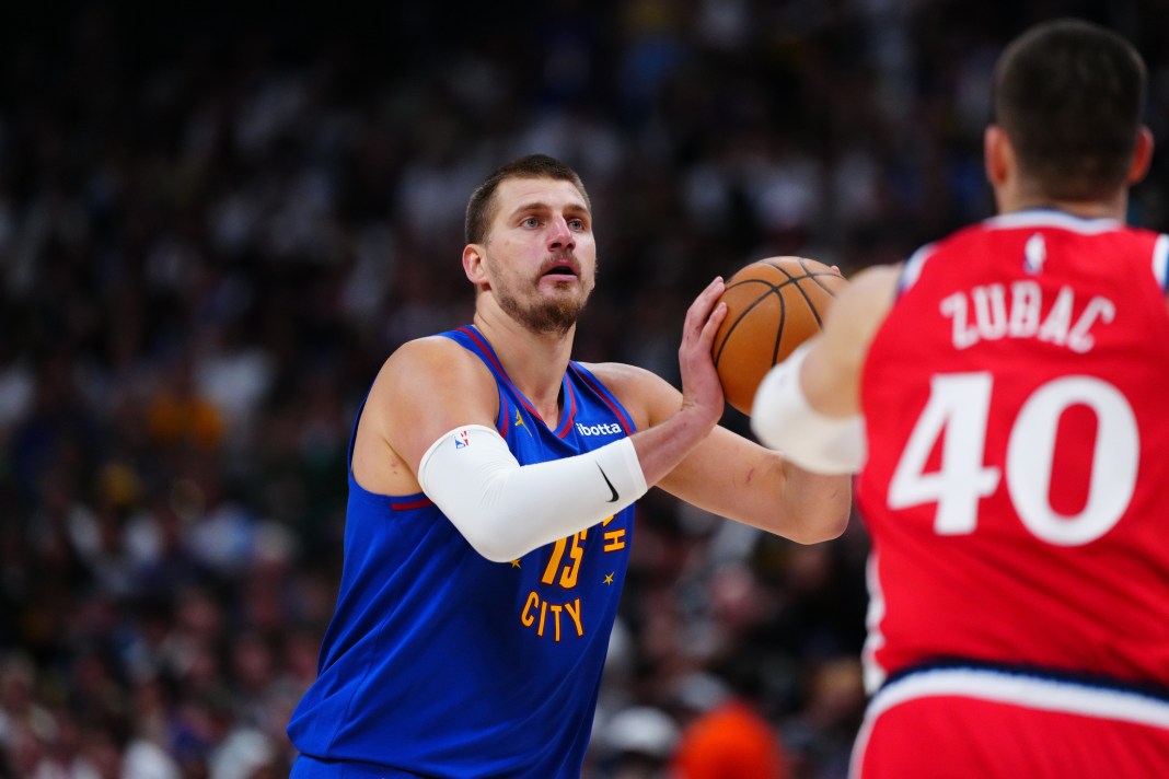 Nuggets superstar Nikola Jokic takes a shot against the Clippers during the 2024-25 NBA Playoffs.