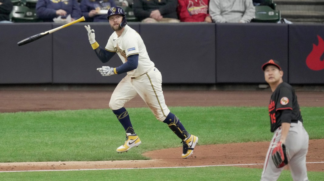 rhys hoskins milwaukee brewers