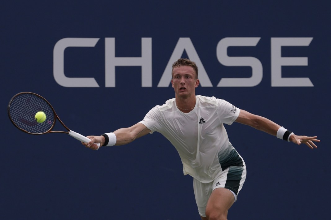 Jiri Lehecka hits a forehand at the 2024 US Open.