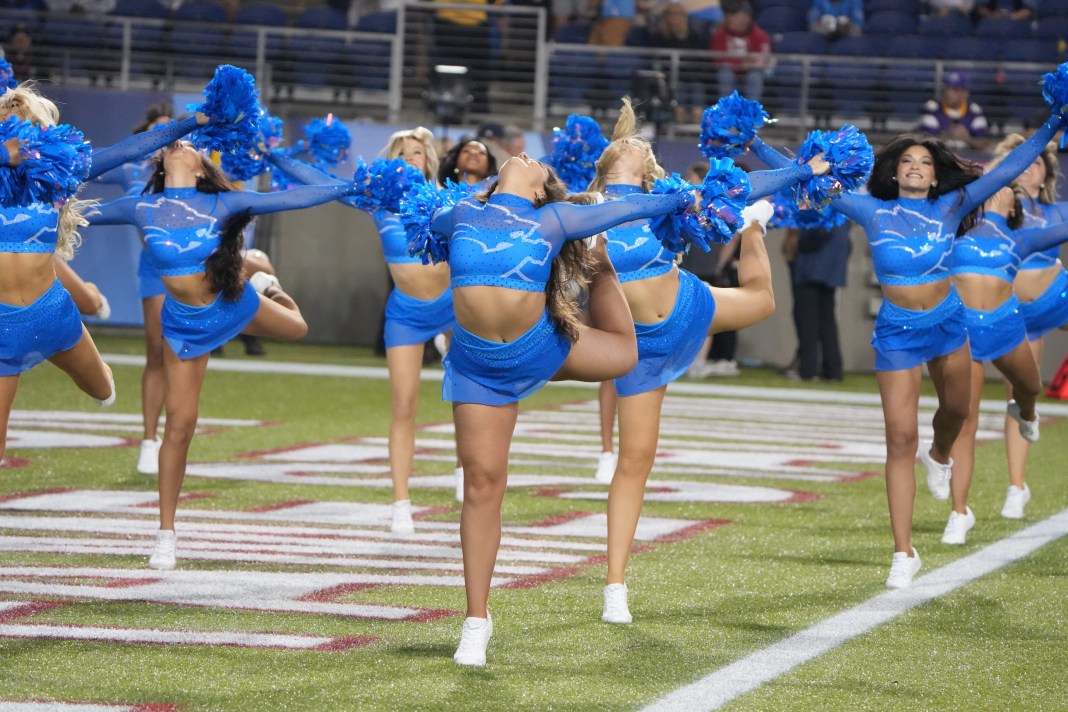 NFL cheerleaders