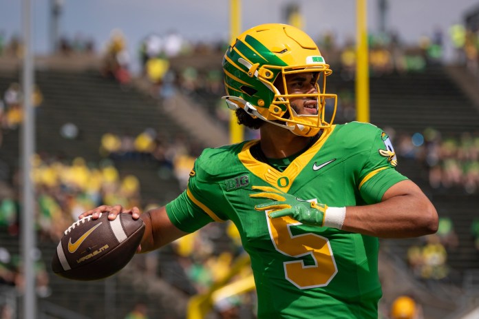 Dante Moore, Oregon, college football