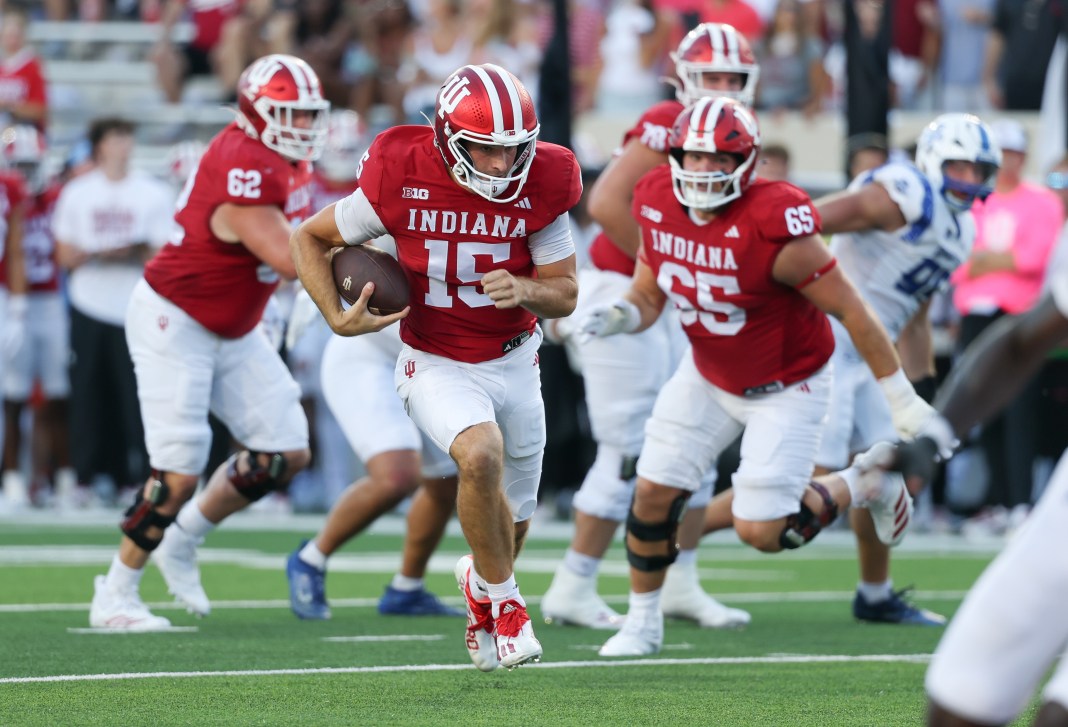 Fernando Mendoza Indiana Hoosiers quarterback