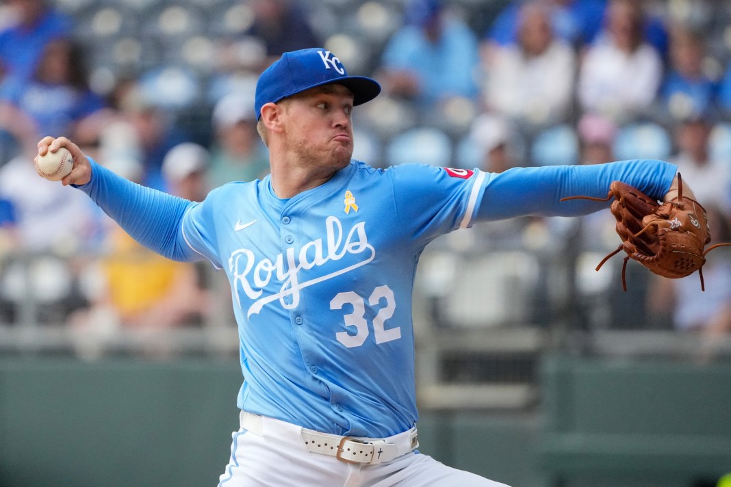 MLB: Seattle Mariners at Kansas City Royals stephen kolek kansas city royals