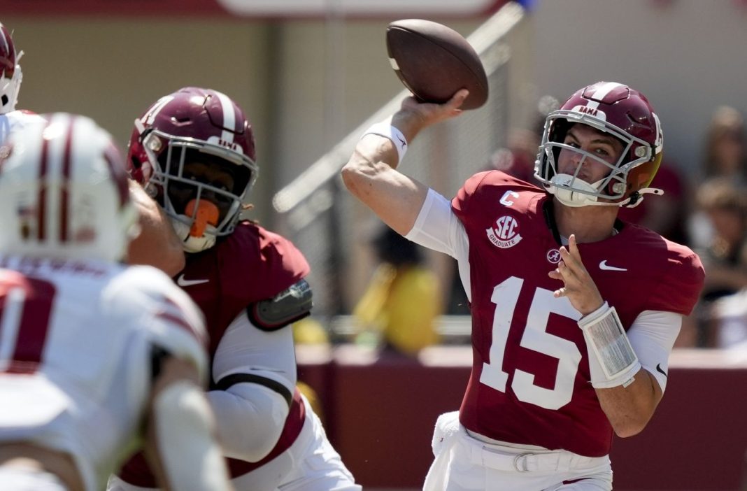 Alabama quarterback Ty Simpson throws a pass against Wisconsin during the 2025 college football season.