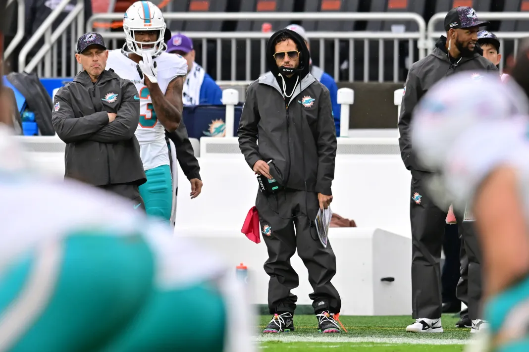 NFL: Miami Dolphins at Cleveland Browns average joe contest week 8 top picks