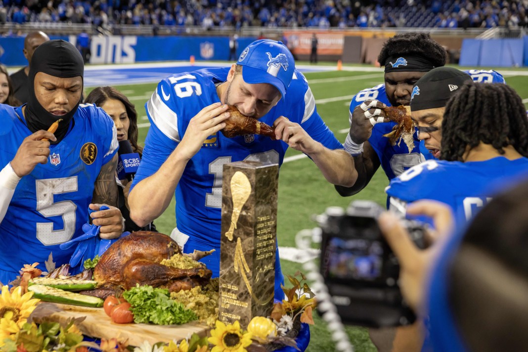 Lions eat turkey