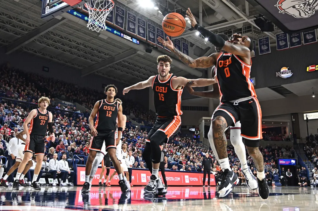 NCAA Basketball: Oregon State at Gonzaga college basketball picks november 17