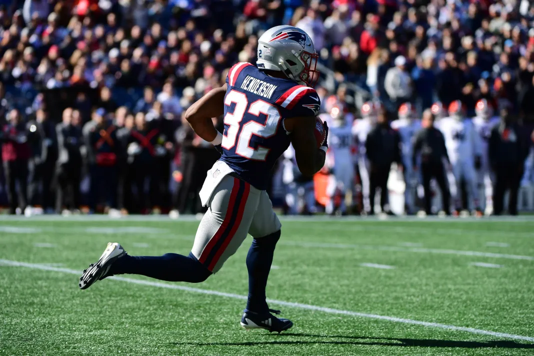 NFL: Cleveland Browns at New England Patriots treveyon henderson nfl player props week 10