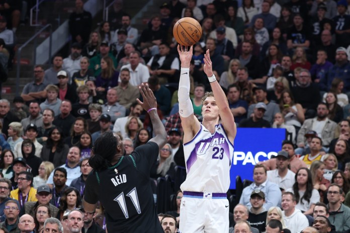 Jazz superstar Lauri Markkanen takes a shot against the Timberwolves during the 2025-26 NBA season.