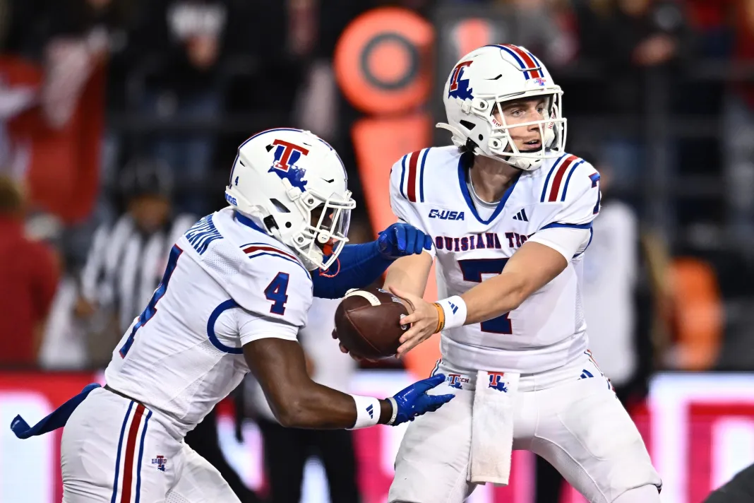 NCAA Football: Louisiana Tech at Washington State Evan Bullock, Louisiana Tech, college football