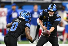 Packers vs. Lions Predictions: Week 13 Thanksgiving Day odds, picks and player props Lions quarterback Jared Goff hands the ball off to Jahmyr Gibbs against the Giants during the 2025 NFL season.