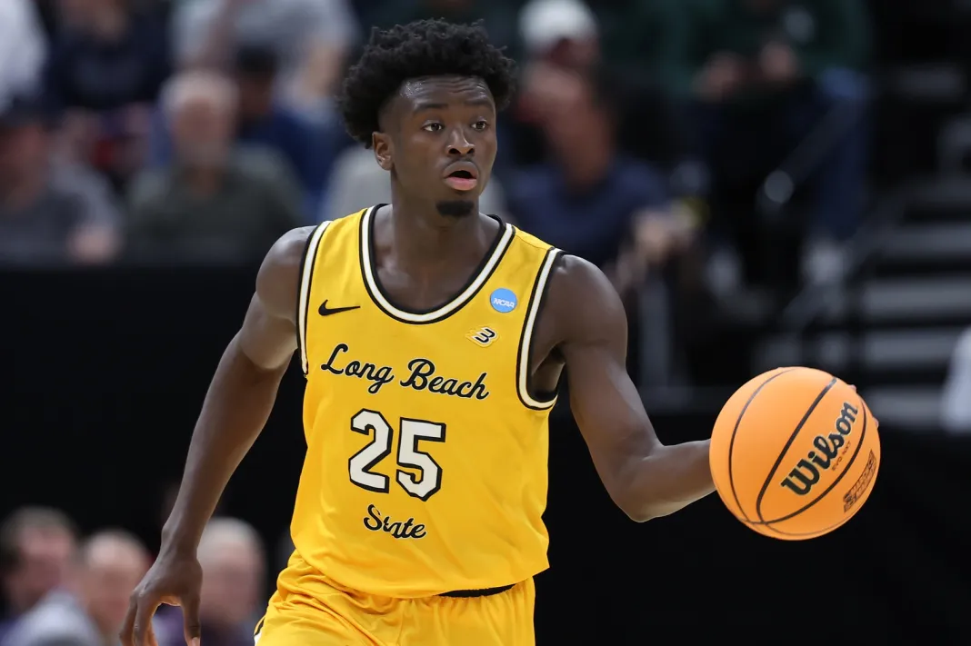 NCAA Basketball: NCAA Tournament First Round-Long Beach State 49ers vs Arizona Wildcats college basketball picks december 4