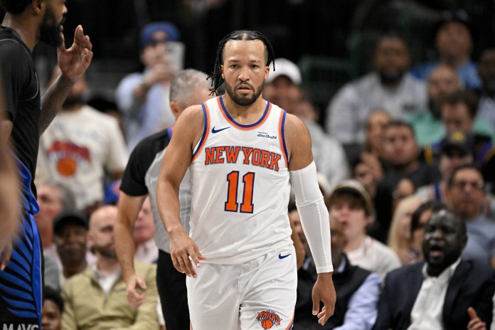 Knicks superstar Jalen Brunson struts against the Mavericks during the 2025-26 NBA season.
