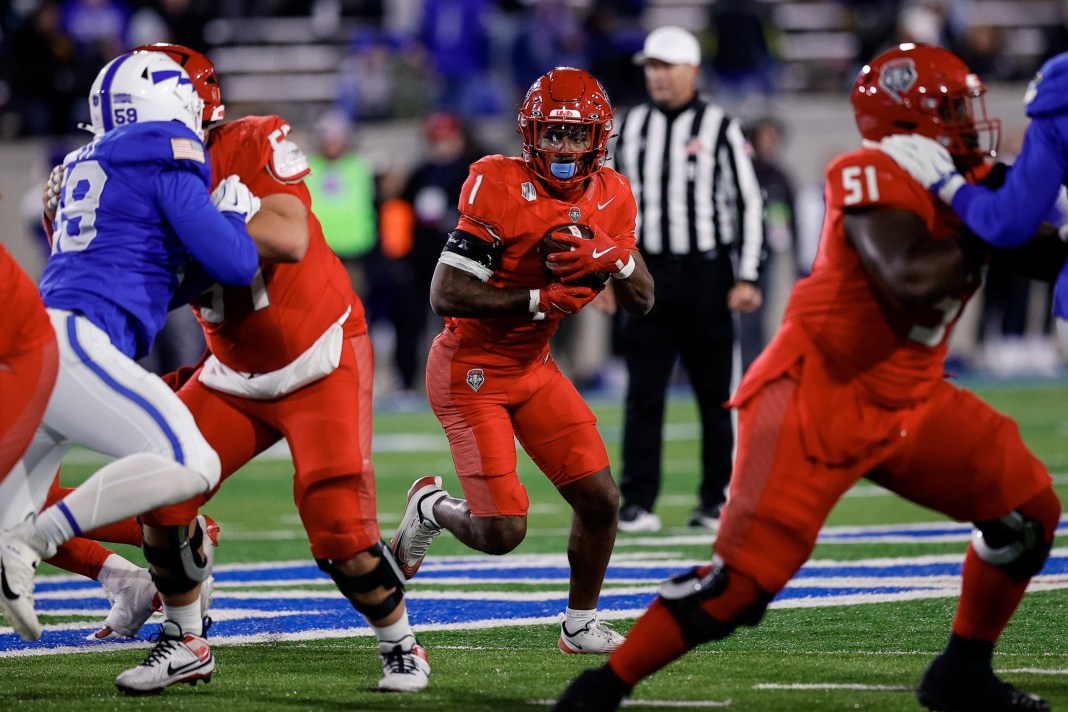 NCAA Football: New Mexico at Air Force New Mexico running back Damon Bankston runs against Air Force during the 2025 college football season.
