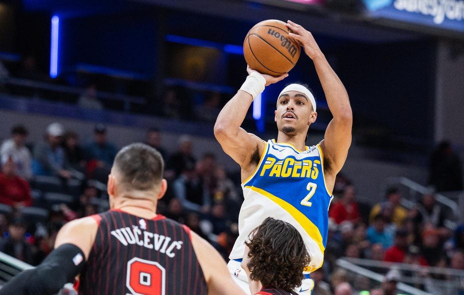Pacers guard Andrew Nembhard takes a shot against the Bulls during the 2025-26 NBA season.
