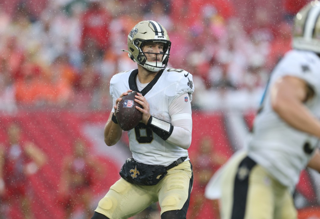 NFL: New Orleans Saints at Tampa Bay Buccaneers Tyler Shough, New Orleans Saints, NFL