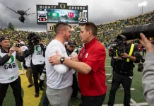 College Football Playoff Betting: Indiana-Oregon Expert Predictions & Best Bets Dan Lanning, left, shakes hands with Indiana head coach Curt Cignetti as the Oregon Ducks host the Indiana Hoosiers.
