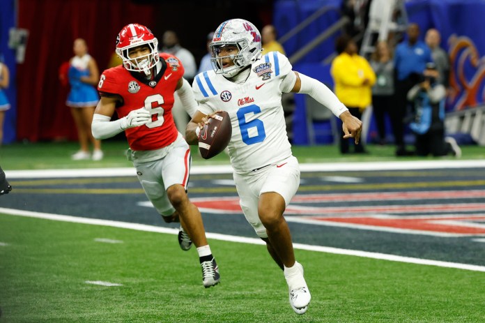 Trinidad Chambliss Mississippi Rebels quarterback