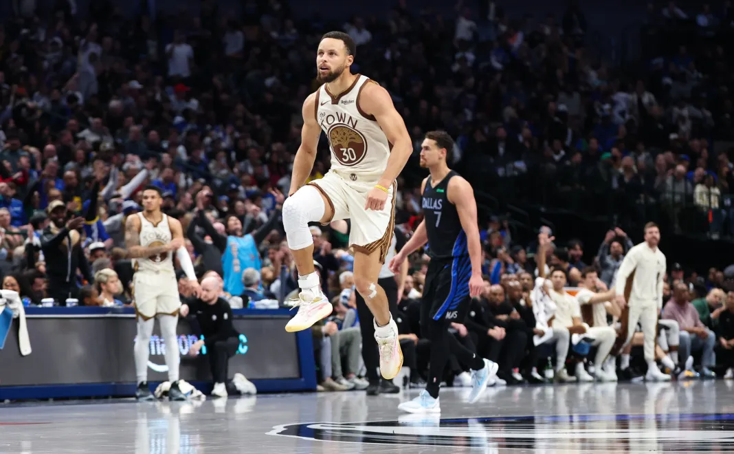 NBA: Golden State Warriors at Dallas Mavericks Warriors superstar Stephen Curry celebrates a bucket against the Mavericks during the 2025-26 NBA season.