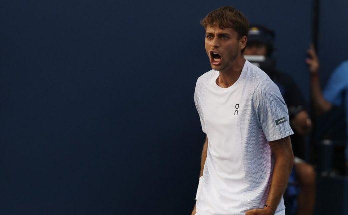 Flavio Cobolli celebrates a point at the 2025 US Open.