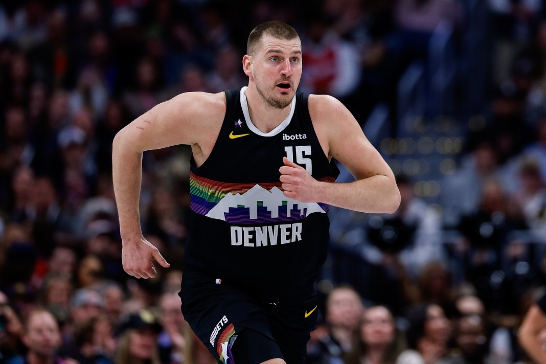 Nuggets superstar Nikola Jokic runs the floor against the Clippers during the 2025-26 NBA season.