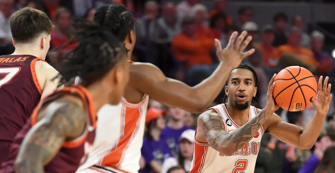 Syndication: The Greenville News Clemson Tigers basketball