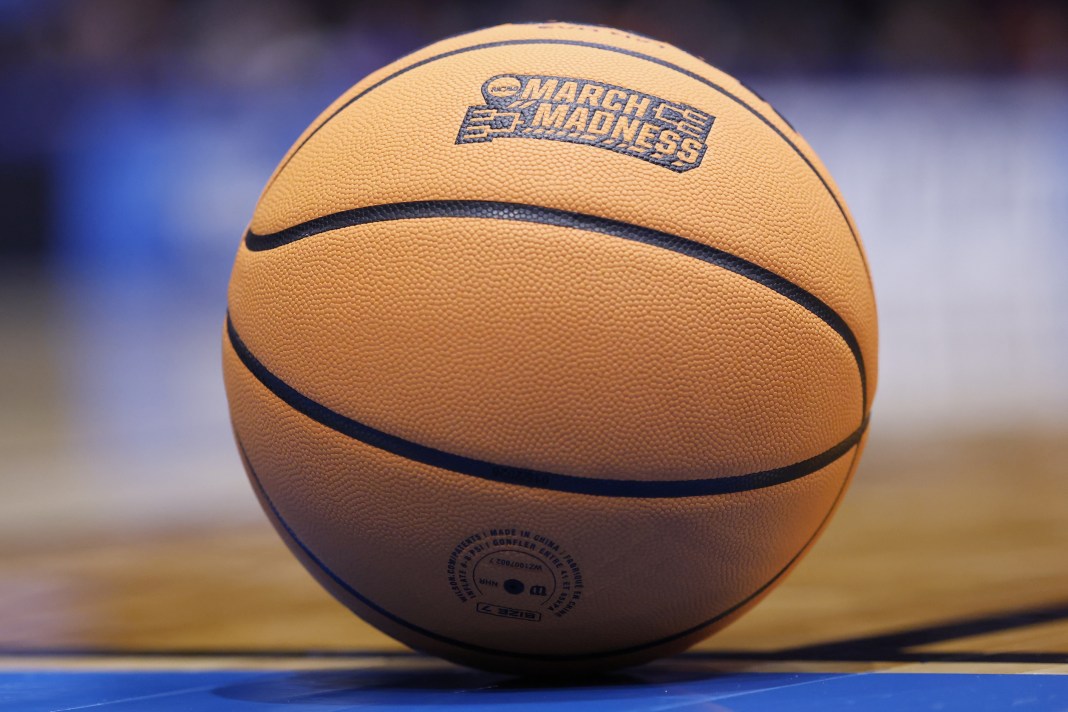 march madness best bets vsin hosts