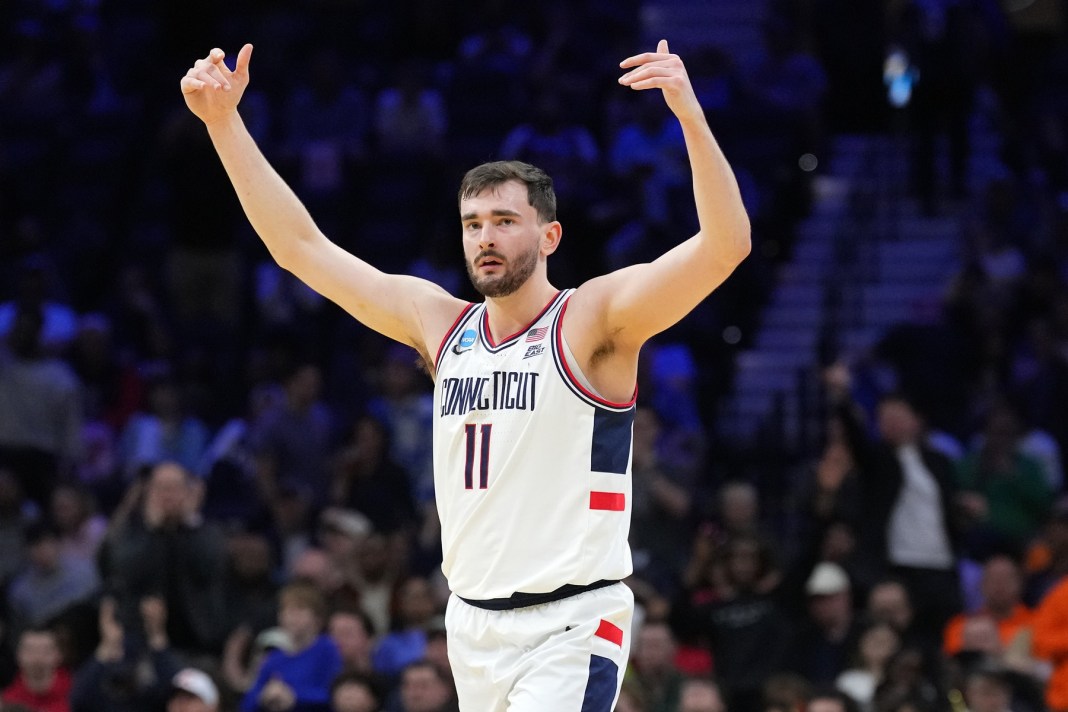 Alex Karaban, Connecticut, college basketball