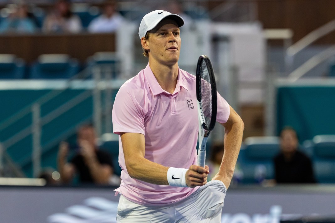 Jannik Sinner celebrates a win over Jiri Lehecka at the 2026 Miami Open.