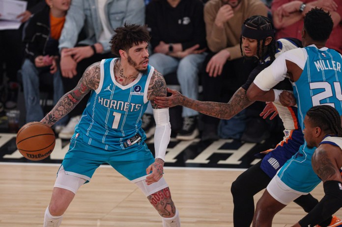 Hornets star LaMelo Ball dribbles against the Knicks during the 2025-26 NBA season.