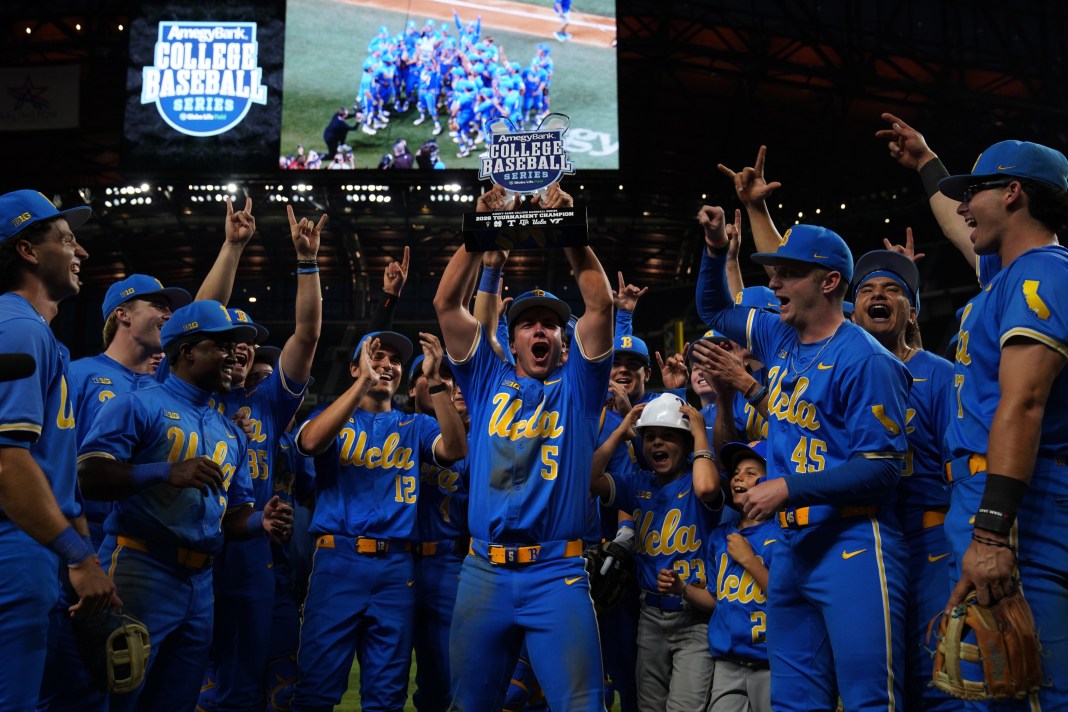 UCLA baseball, college world series