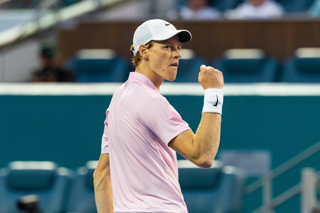 Jannik Sinner celebrates a point against Jiri Lehecka at the 2026 Miami Open.