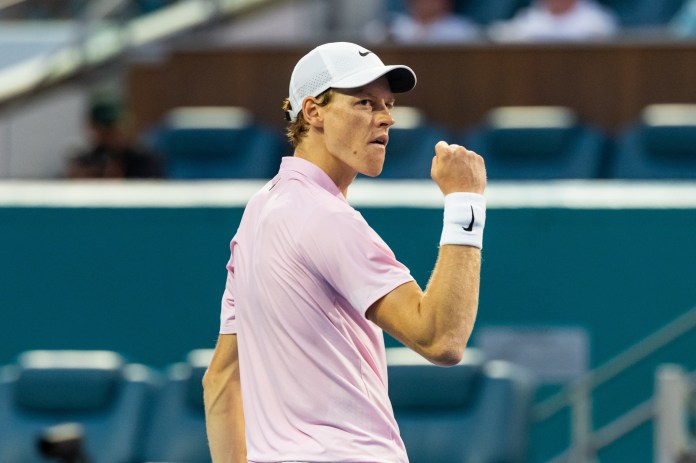 Jannik Sinner celebrates a point against Jiri Lehecka at the 2026 Miami Open.