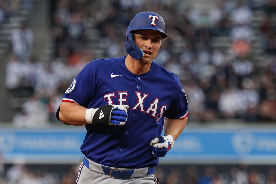 Rangers star Corey Seager runs the bases against the Yankees during the 2026 MLB season.