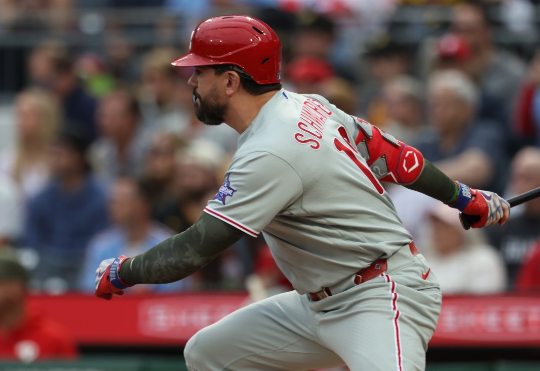 Kyle Schwarber, Philadelphia Phililes, MLB