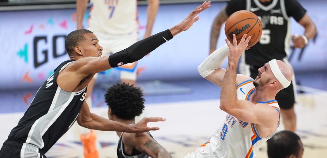 Spurs-Thunder
