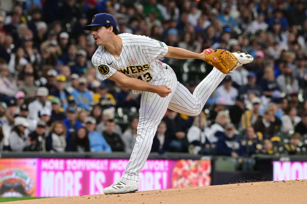 MLB: New York Yankees at Milwaukee Brewers