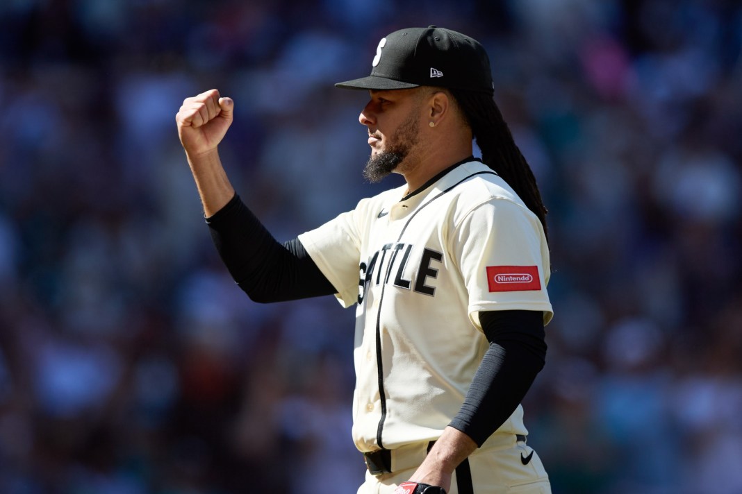 MLB: Arizona Diamondbacks at Seattle Mariners Luis Castillo, Seattle Mariners, MLB