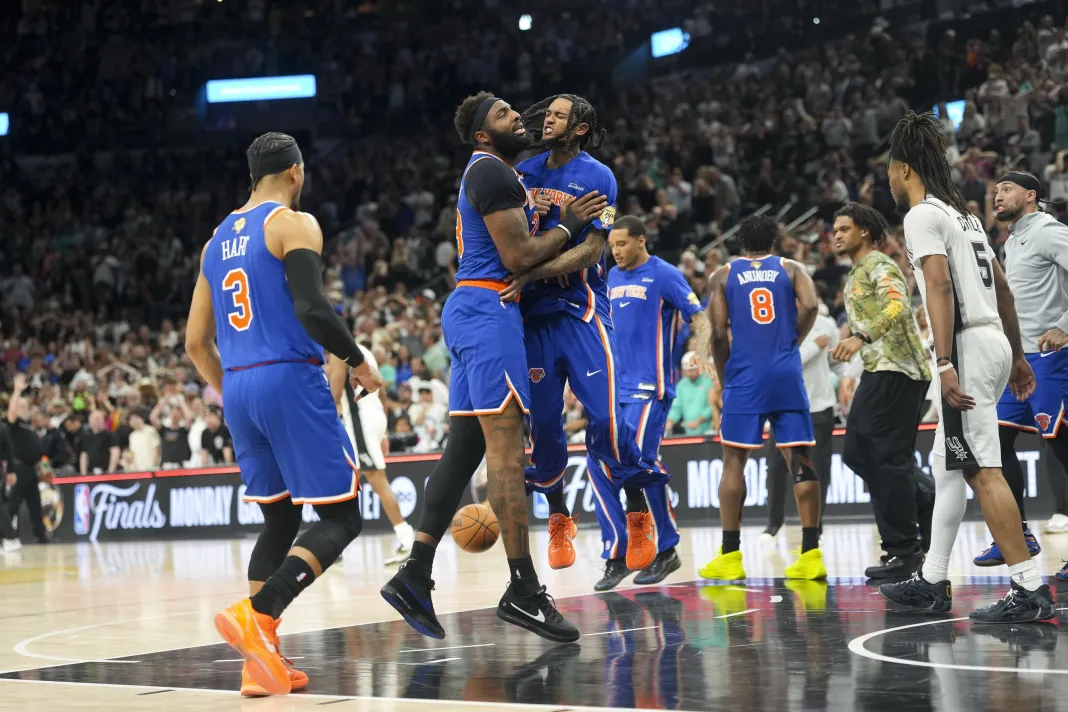NBA: Finals-New York Knicks at San Antonio Spurs Knicks-Spurs